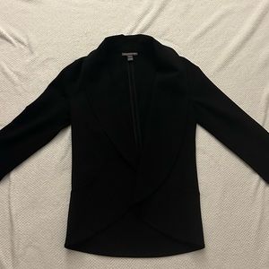 A Pea in the Pod maternity open front blazer.